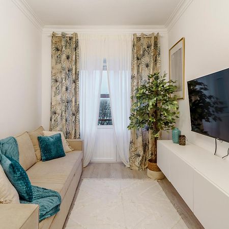 Apartamento Goa Amadora Eksteriør bilde